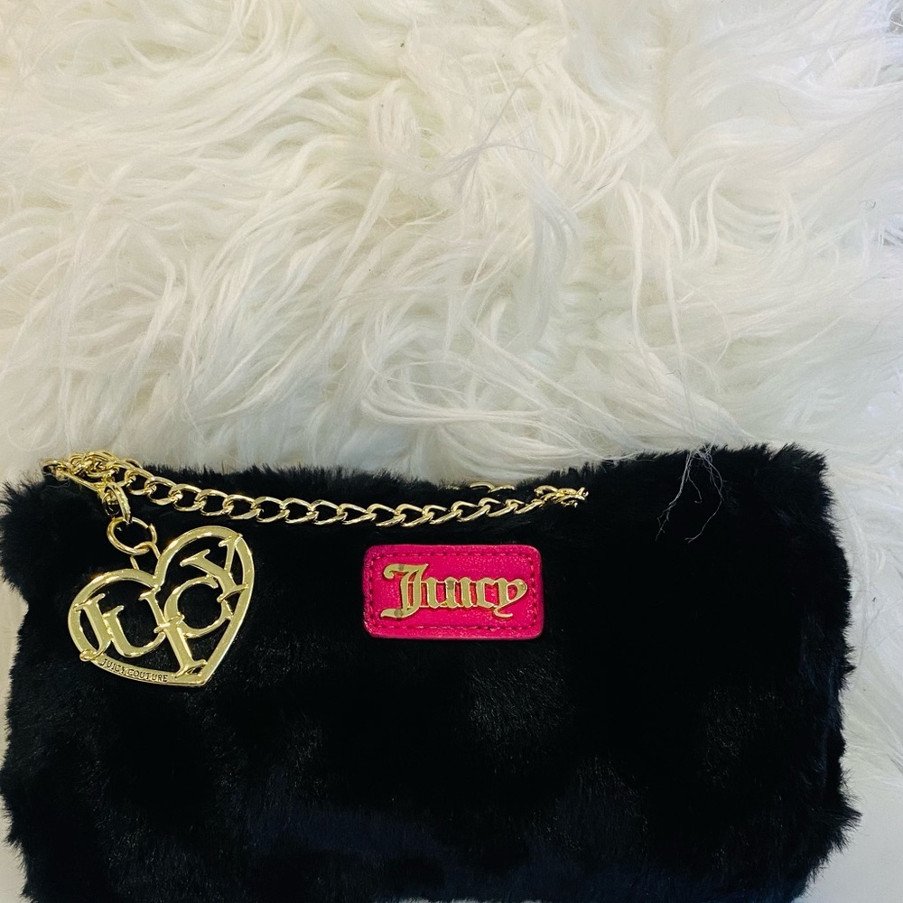 NWOT Juicy Couture Black Faux Fur Clutch with Pink Logo - Picture 2 of 3